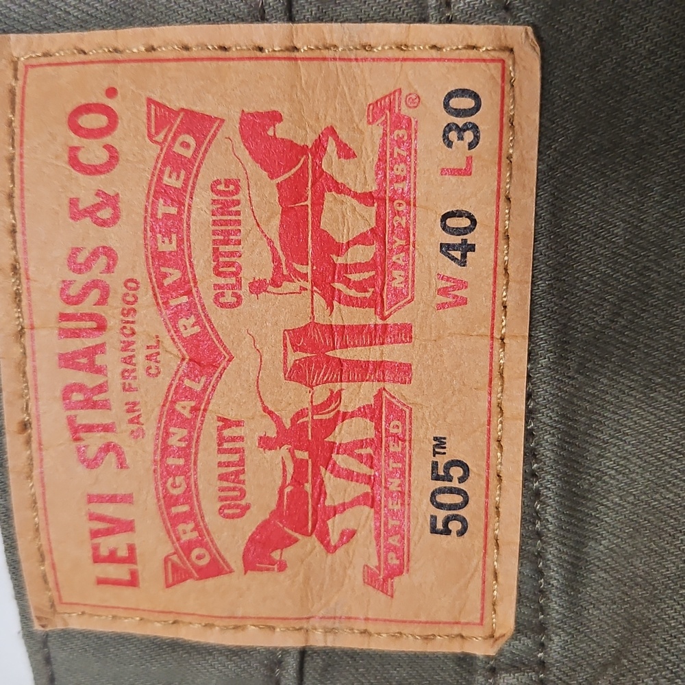 Levi's Men's Olive Jeans - Picture 2 of 6